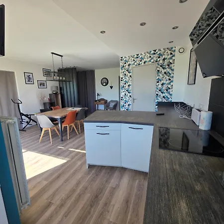 Apartament Chez Karine T4 Terrasse Hyper Centre Ville Wifi Parking