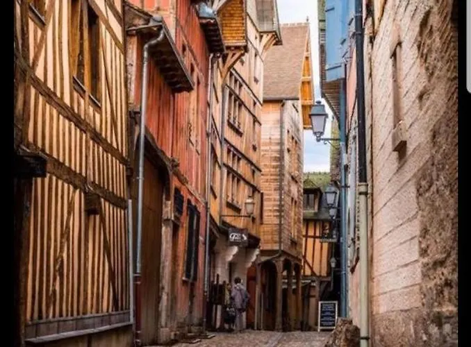 Chez Karine T4 Terrasse 5ème étage Centre Wifi Parking