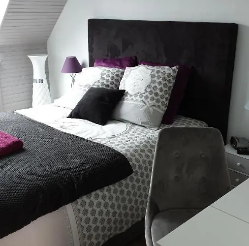 Chez Karine T4 Terrasse 5ème étage Centre Wifi Parking Appartement *