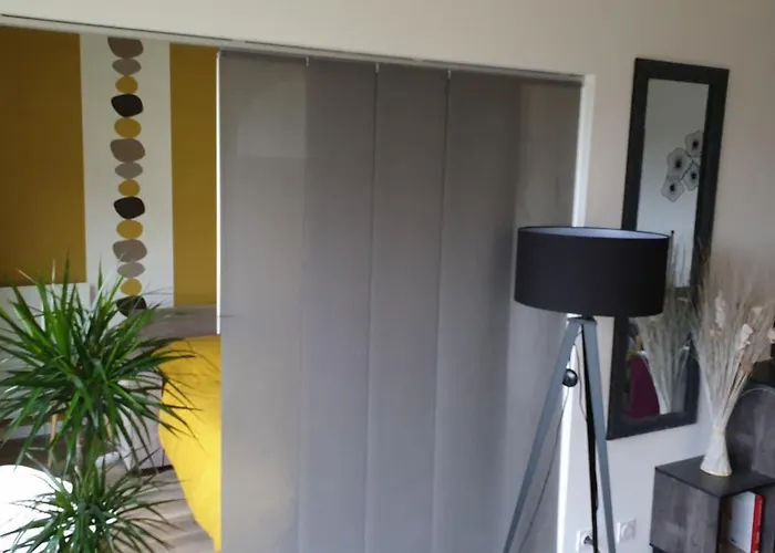 Chez Karine T4 Terrasse 5ème étage Centre Wifi Parking Appartement Troyes