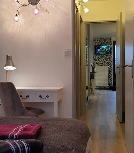 Chez Karine T4 Terrasse 5ème étage Centre Wifi Parking * Troyes