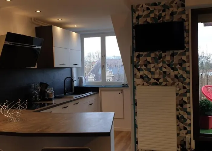 Chez Karine T4 Terrasse 5ème étage Centre Wifi Parking Troyes