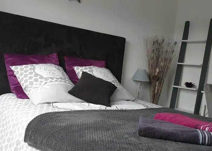 Appartement Chez Karine T4 Terrasse 5ème étage Centre Wifi Parking Troyes